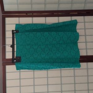 Alfani size 16 green lace skirt